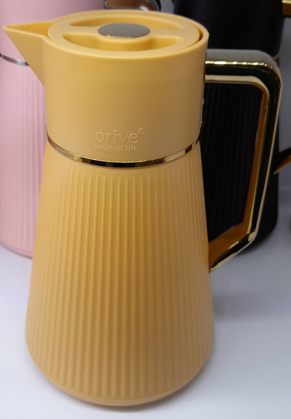 فلاسک Orive دسته طلایی و استیل