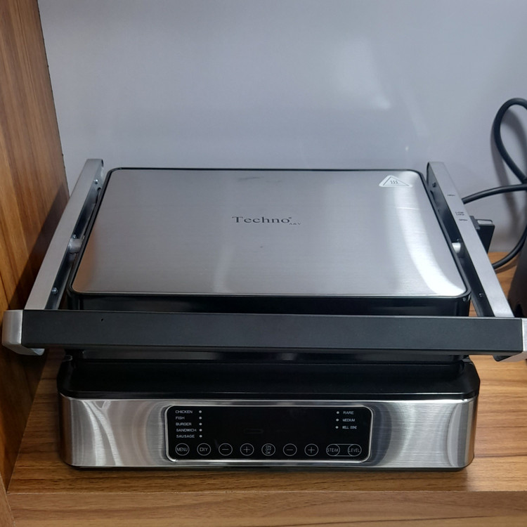 ساندویچ ساز و گریل حرفه ای تکنو مدل Te-412